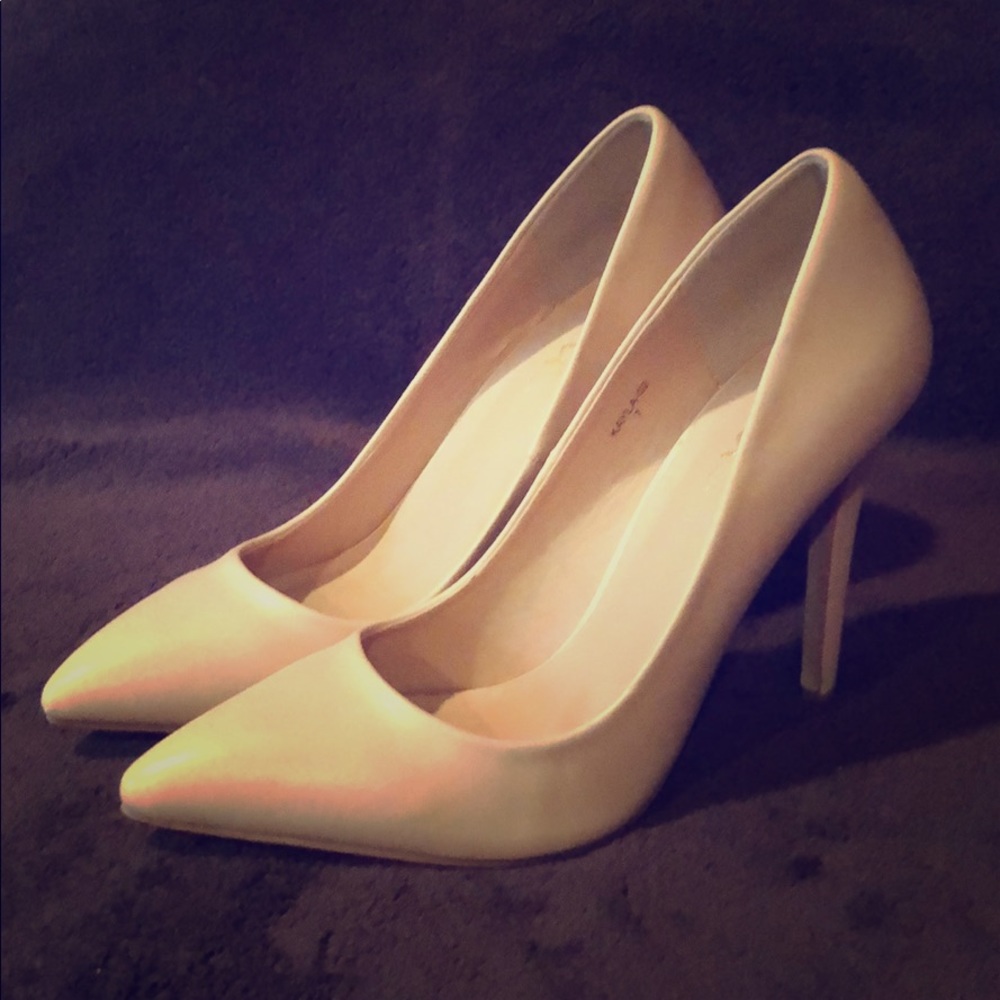 Mixx Kayla-02 Nude PU Pointy Heels